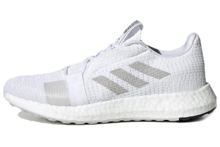 Кроссовки женские Adidas SenseBoost Go белые, 36 EU
