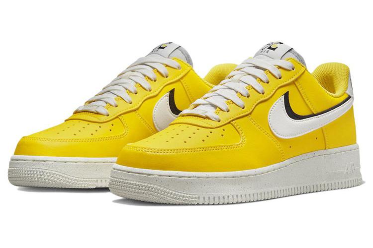 Кроссовки мужские Nike Air Force 1 '07 LV8 '82 Tour Yellow, 45.5 EU