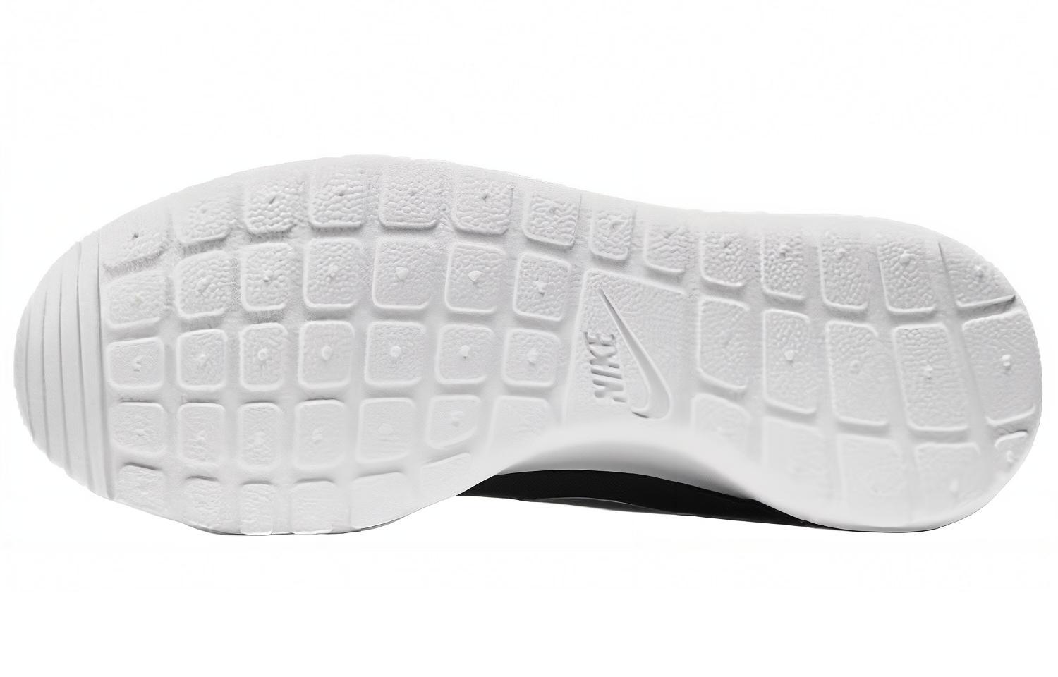 Кроссовки женские Nike Roshe One черные