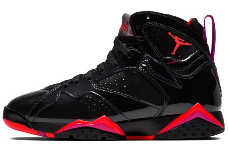 Кроссовки женские Jordan 7 Retro черные