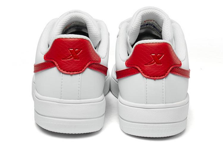 Кеды женские XTEP Air Force 1 белые с красной отделкой, 39 EU