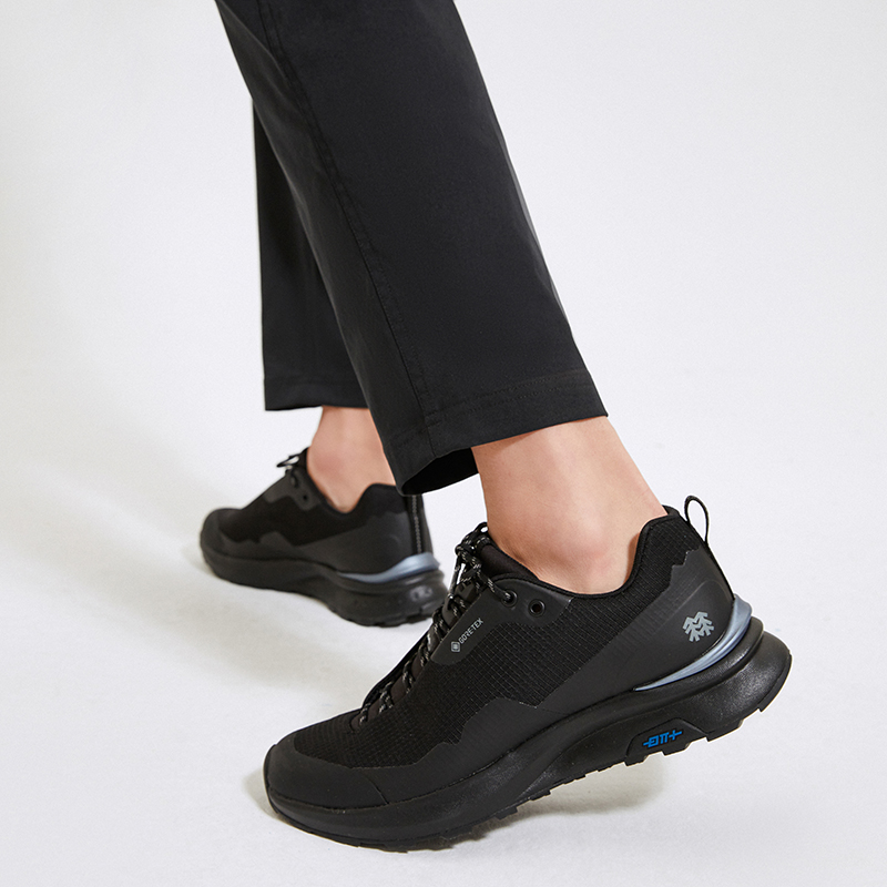 Спортивные ботинки мужские KOLON SPORT Skyler черные, 42 2/3 EU