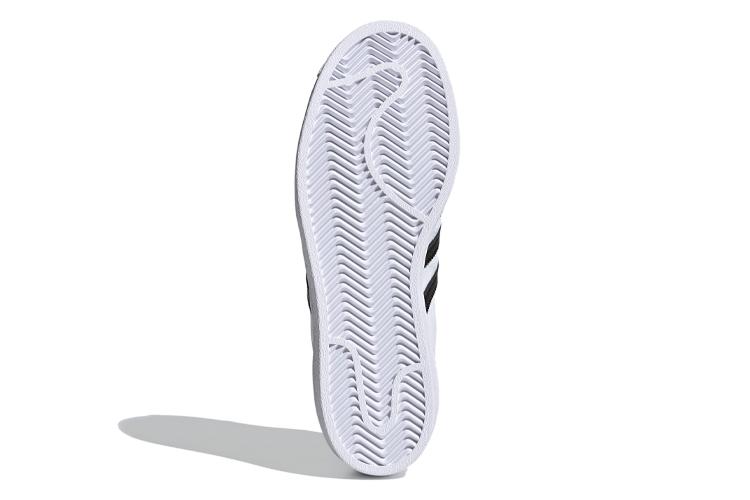 Кеды женские Adidas Originals Superstar Trefoil белые и черные, 36 2/3 EU