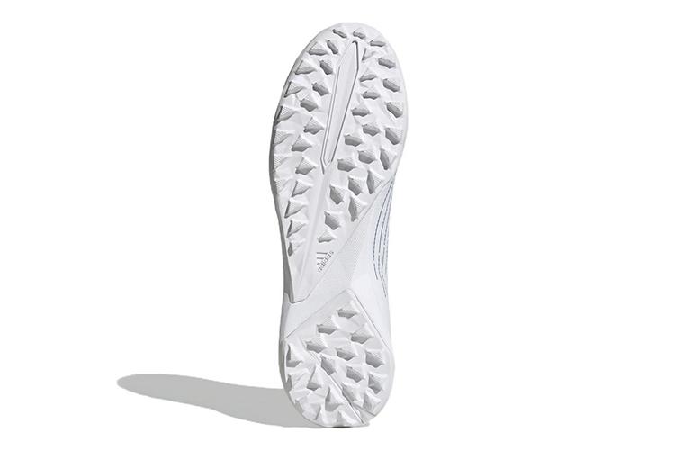 Футбольные бутсы мужские Adidas Predator Edge.3 L Tf белые и синие, 43 EU