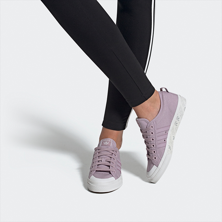 Кеды женские Adidas Nizza W светло-розовые и пурпурно-серые, 38 2/3 EU