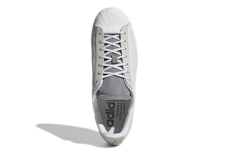 Кроссовки мужские Adidas Superstar белые, 40 EU