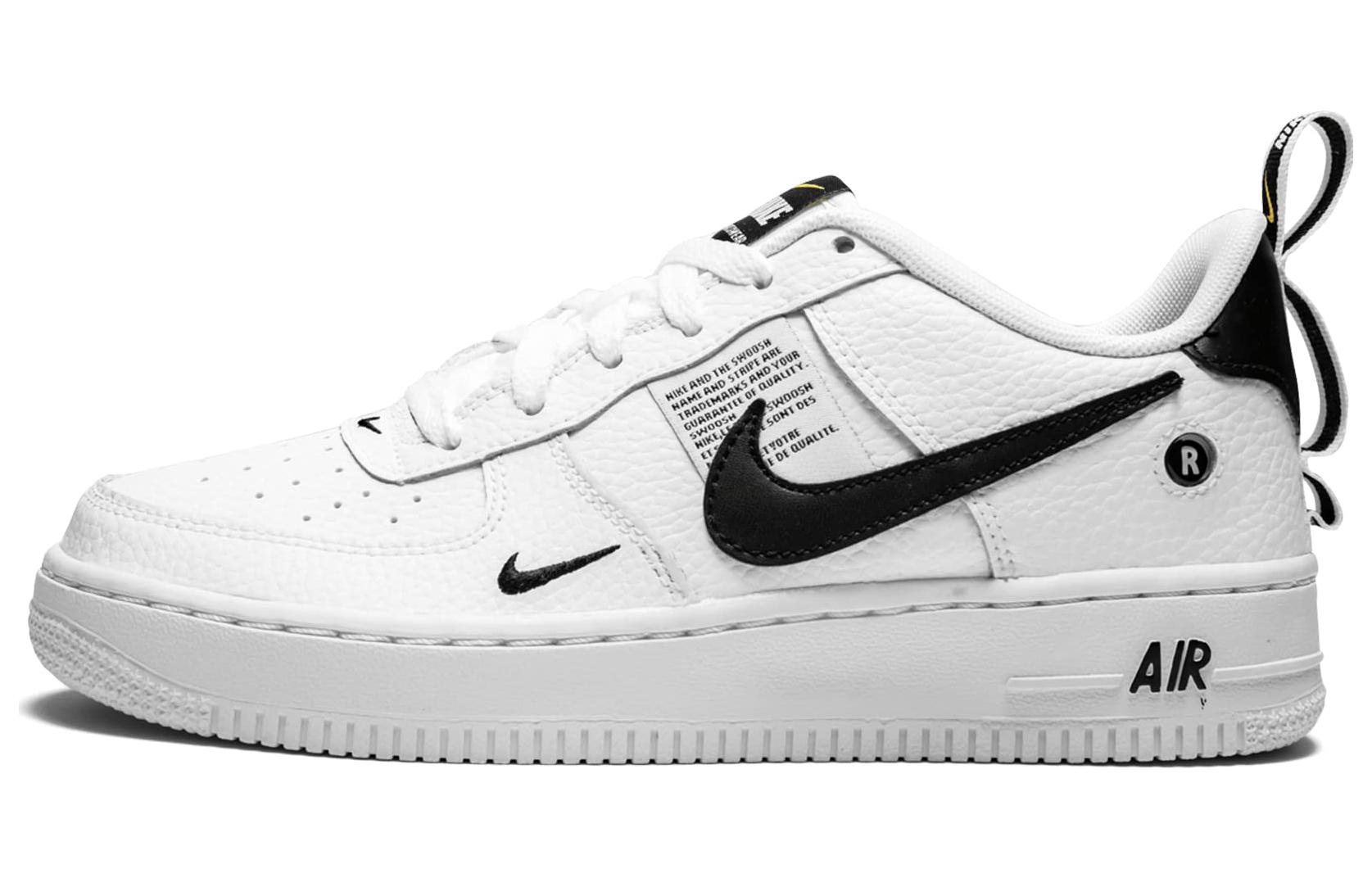 Кроссовки унисекс Nike Air Force 1 '07 LV8 Overbranding белые, 44.5 EU