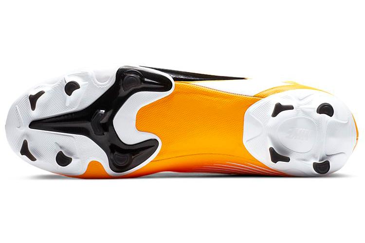 Футбольные бутсы Nike Mercurial Superfly 7 Academy FG/MG оранжевые, 45 EU
