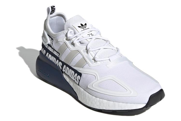 Кроссовки унисекс Adidas Zx 2K Boost Bold Logo Graphic белые, 44 2/3 EU