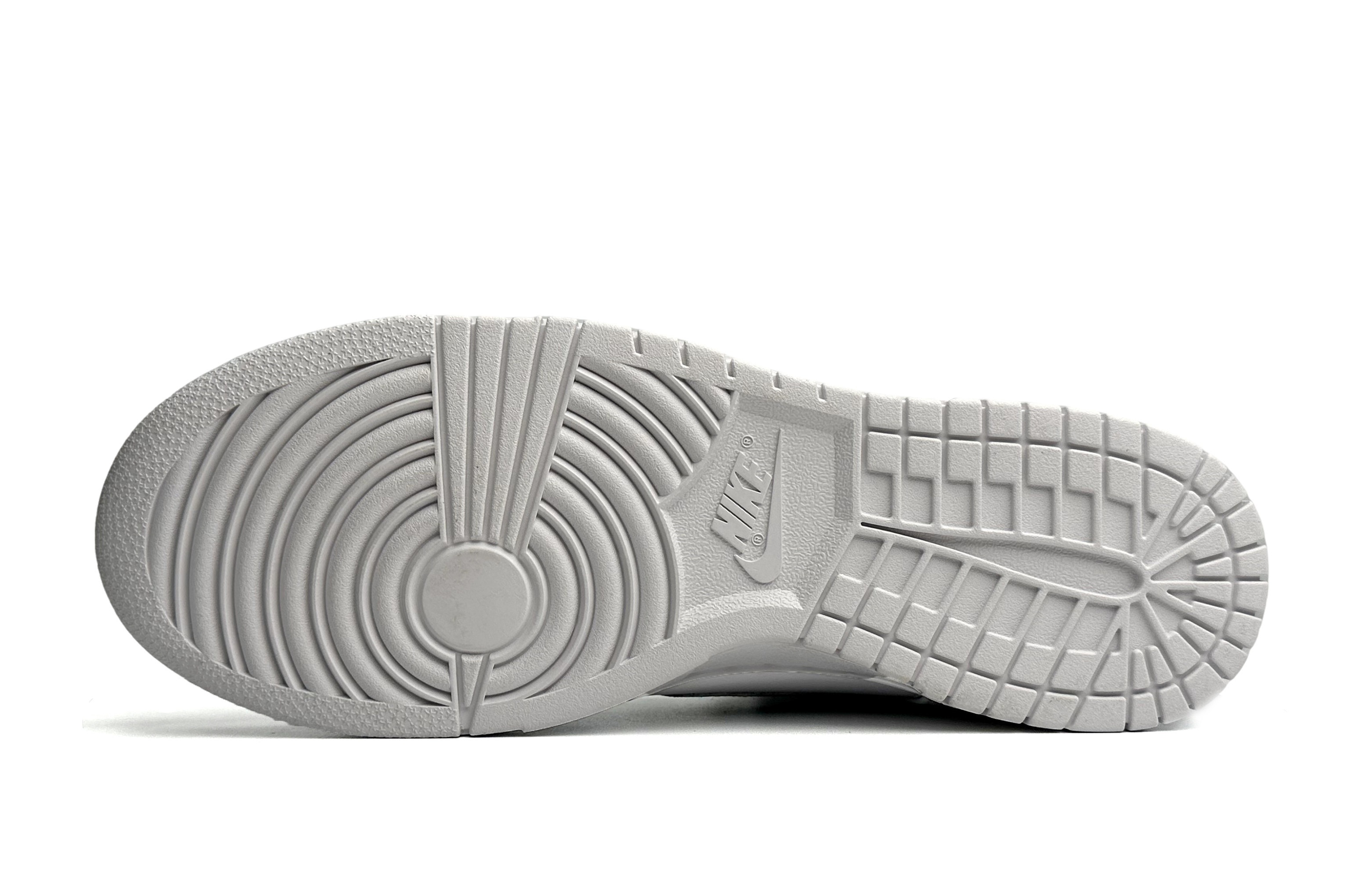 Кроссовки мужские Nike Dunk Retro PRM High-Top белые, черные, красные, 42 EU