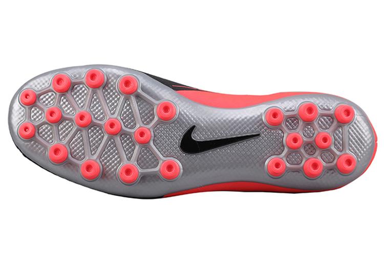 Футбольные бутсы Nike Phantom Venom Academy красные, 42 EU