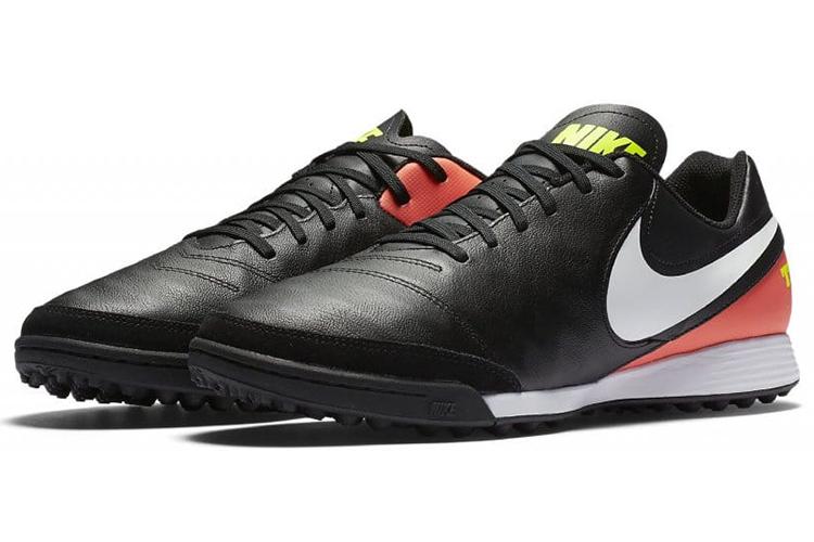 Бутсы мужские Nike TiempoX Genio 2 черные, оранжевые, 40 EU
