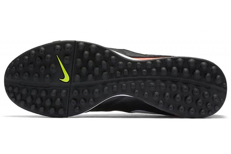 Бутсы мужские Nike TiempoX Genio 2 черные, оранжевые, 40 EU