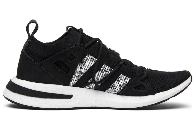 Кроссовки женские Adidas Consortium Arkyn X Naked черные-белые, 40 EU