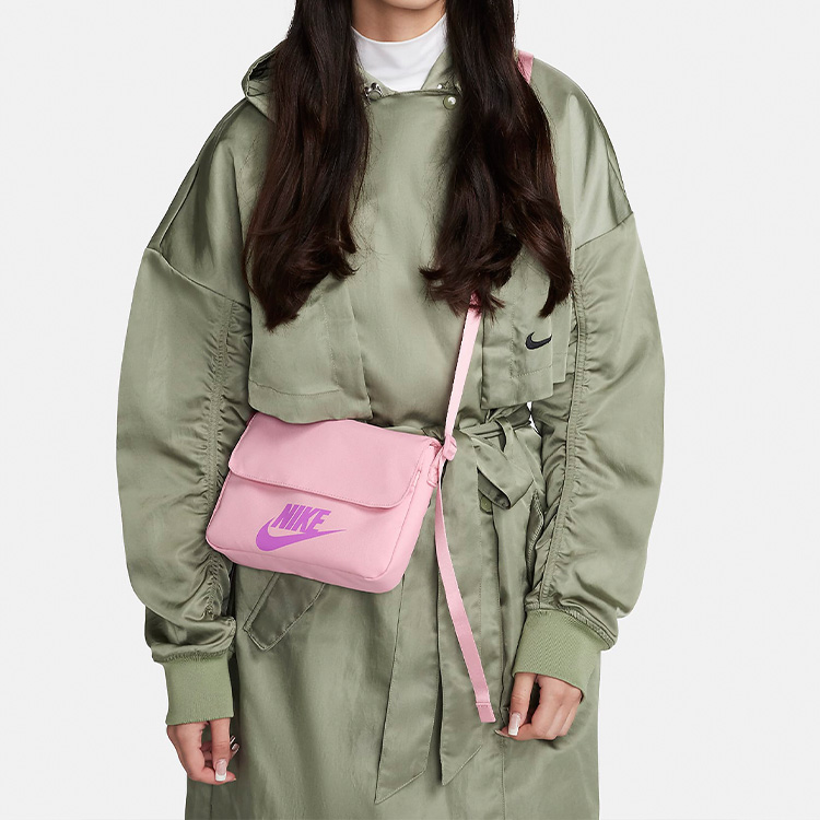 Сумка женская Nike CW9300-690 розовая, Pink EU