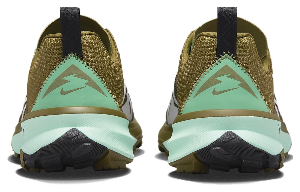 Беговые кроссовки мужские Nike React Terra Kiger 9, 42 EU