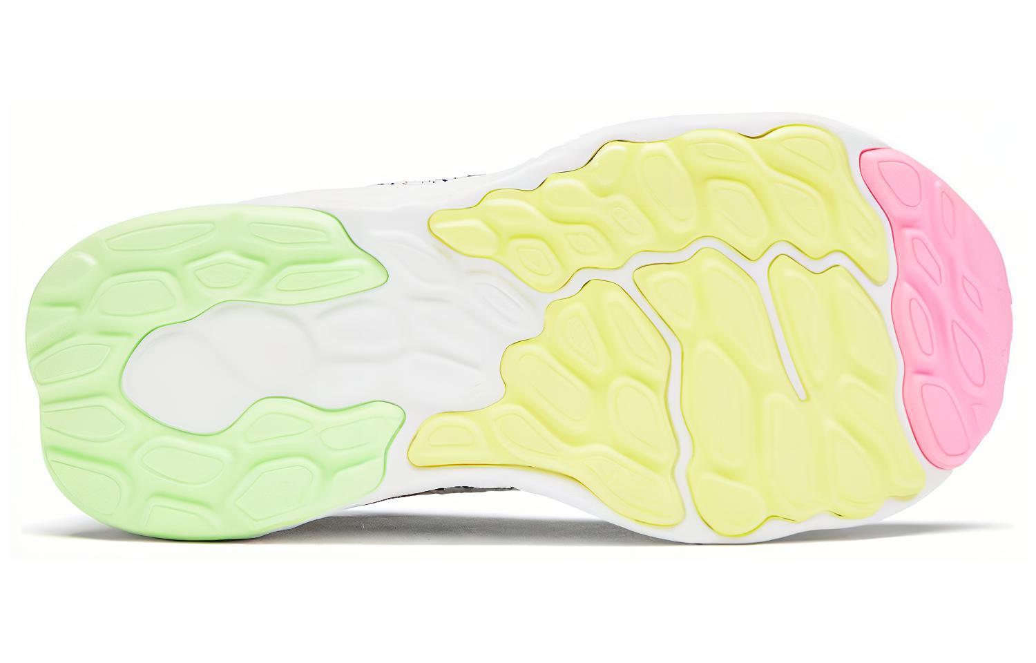 Беговые кроссовки женские New Balance Fresh Foam X 1080 Unlaced белые, 36.5 EU