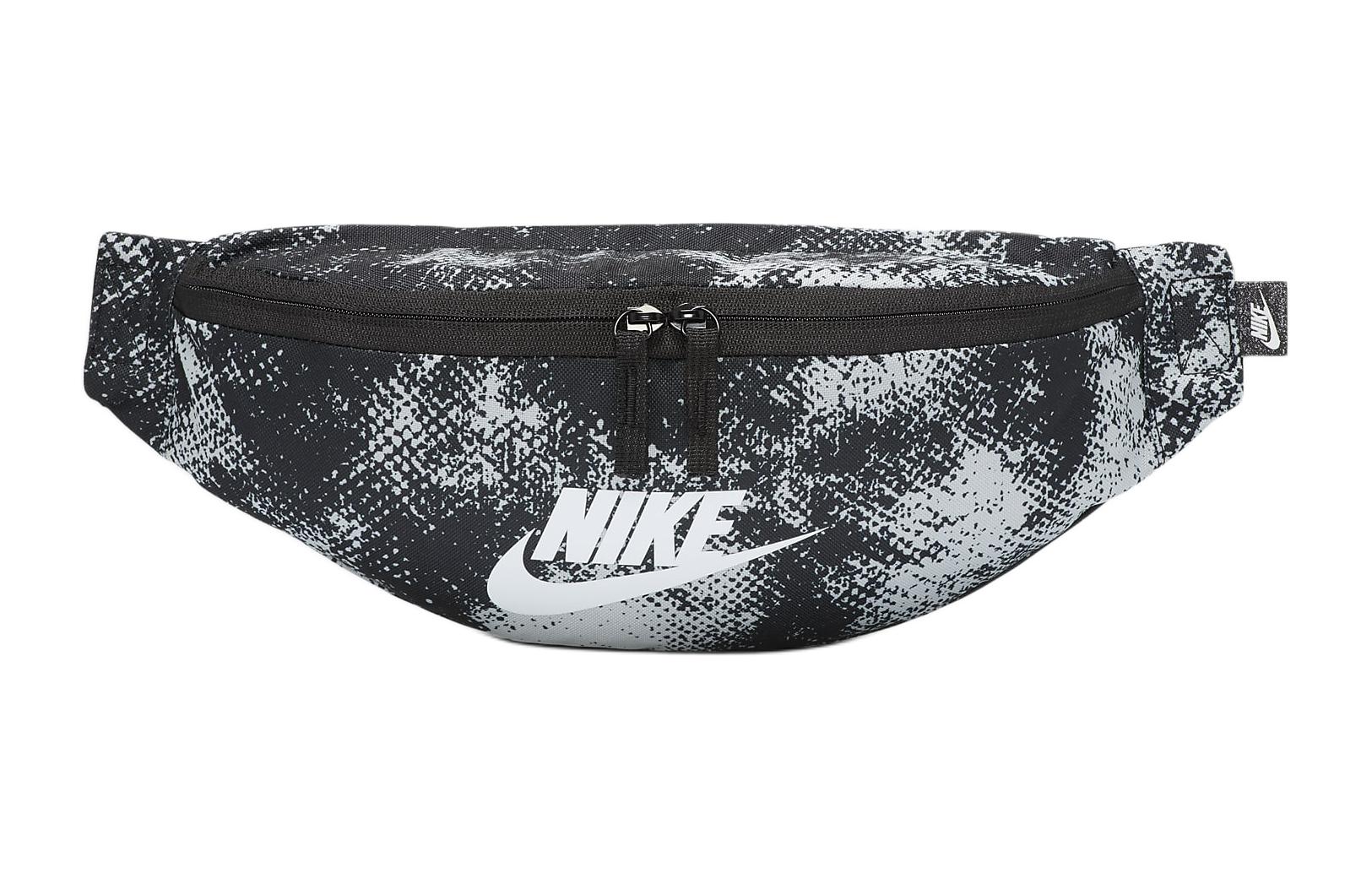 White & Black & Summit White