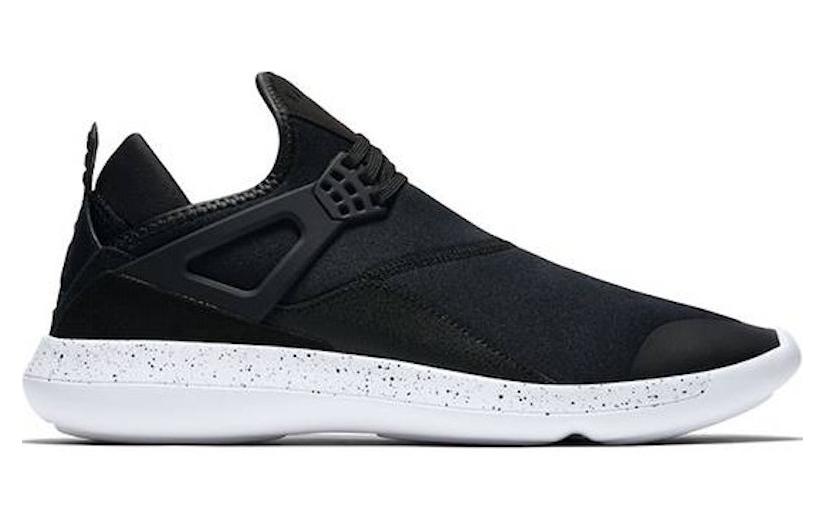 Кроссовки мужские Jordan Fly 89 черные, белые, 44.5 EU