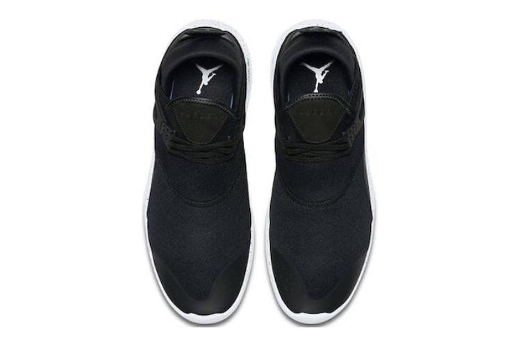 Кроссовки мужские Jordan Fly 89 черные, белые, 44.5 EU