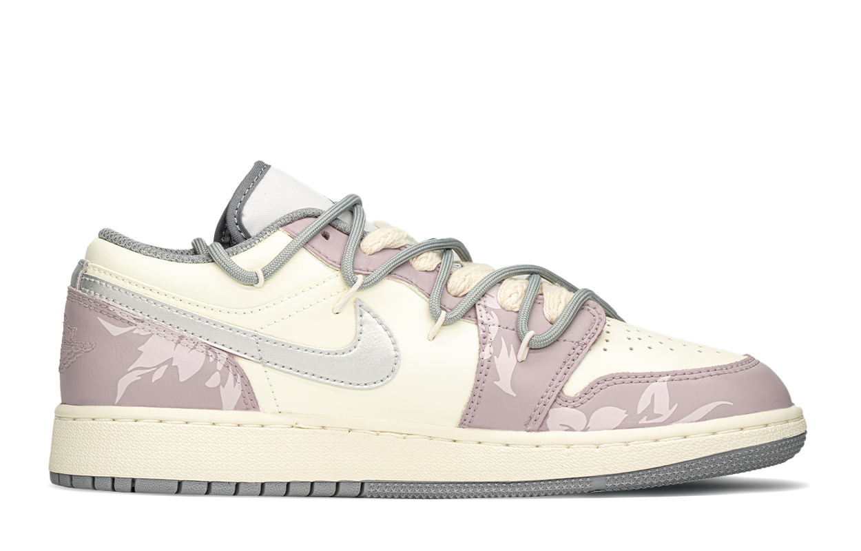 Кеды женские Jordan Air Jordan 1 Low Top Vintage GS серые, 39 EU