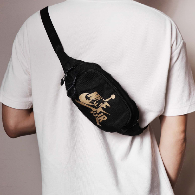 Сумка унисекс Jordan 9A0260-429 черная с золотым