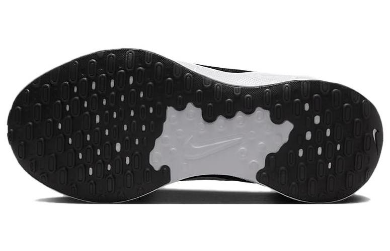 Кроссовки женские Nike Revolution 7 Wide черные, 37.5 EU