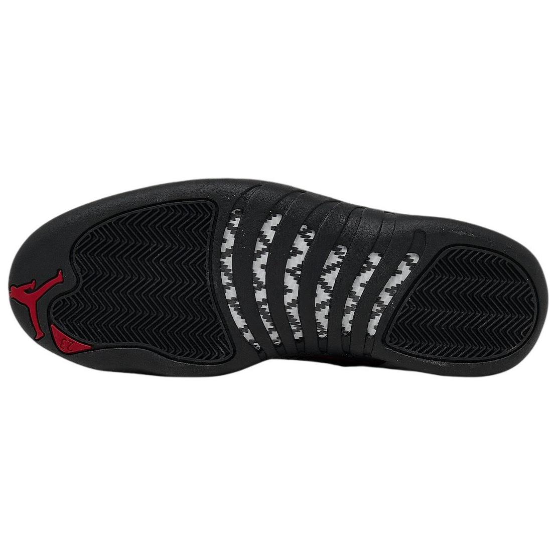 Кроссовки мужские Air Jordan 12 белые, черные, красные, 40 EU