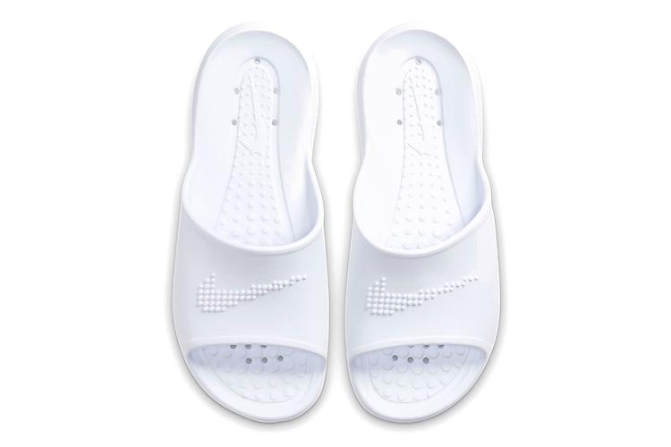 Шлепанцы женские Nike Victori One Shower Slide белые, 36.5 EU