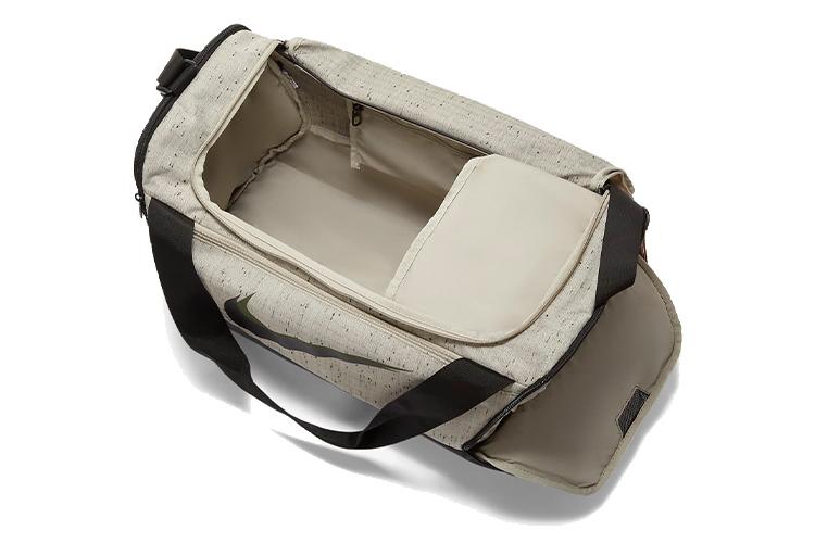 Спортивная сумка Nike CU9653-210 черно-серая