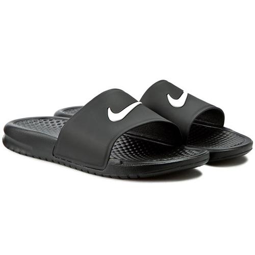 Шлепанцы женские Nike Benassi Shower Slide черные и белые, 36.5 EU