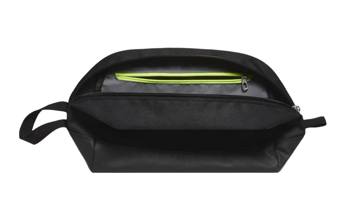 Косметичка Nike BA5198-010 черная