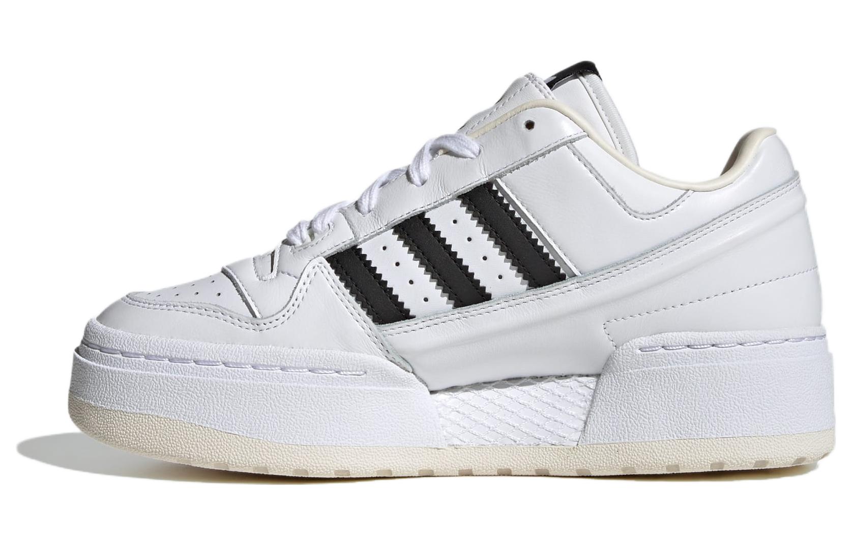 Кеды женские Adidas Originals Forum XLG белые, черные, 38 2/3 EU