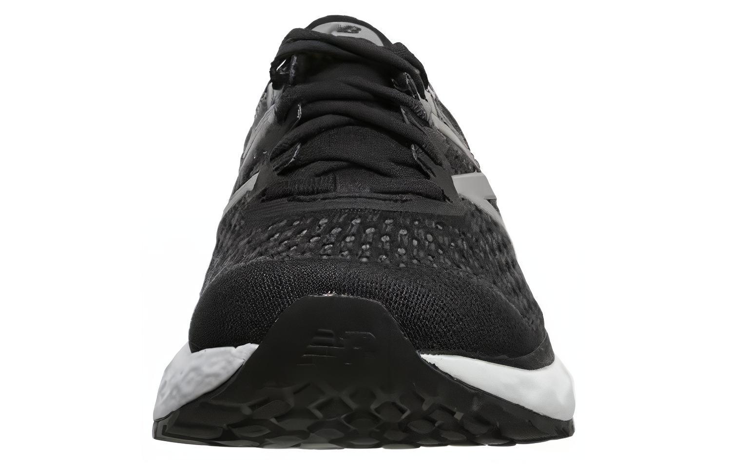 Кроссовки женские New Balance Fresh Foam 1080 V9 черные, 35 EU