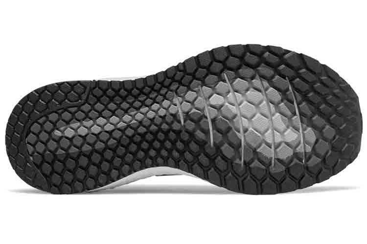 Кроссовки женские New Balance Fresh Foam 1080 V9 черные, 35 EU