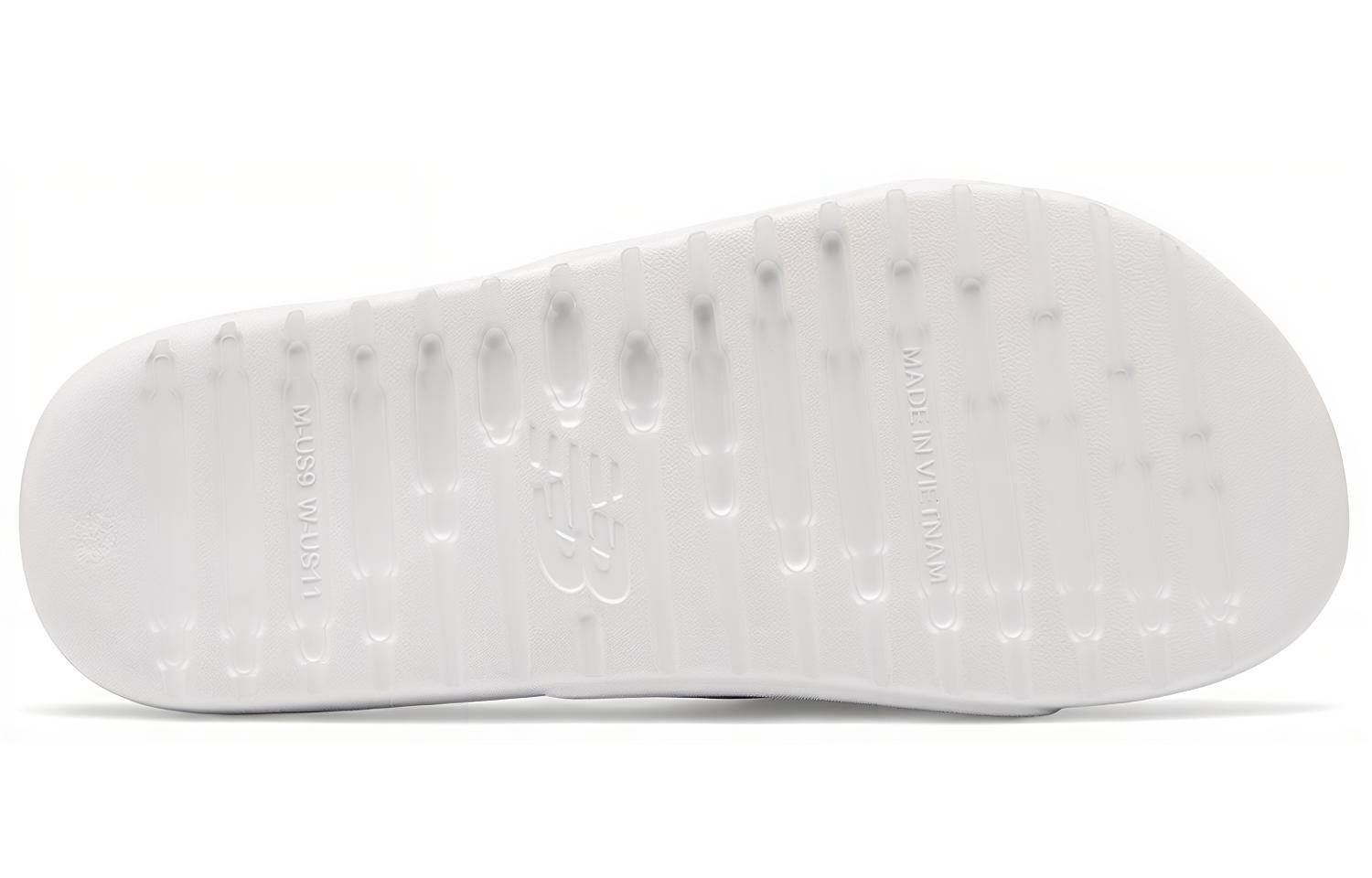 Шлепанцы унисекс New Balance 100 Sandal белые, черные, 41.5 EU