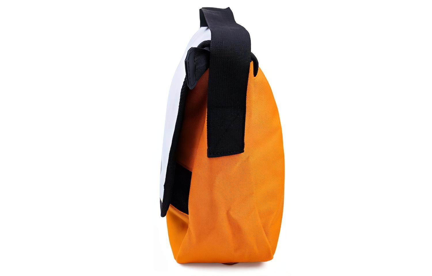 Сумка унисекс New Balance NCGCA89133 белая/желтая