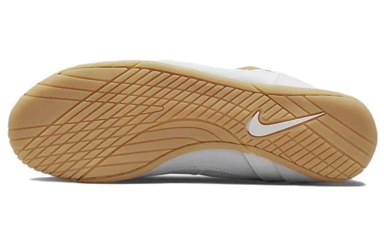 Спортивные кроссовки унисекс Nike Fury белые, золотые, 41 EU