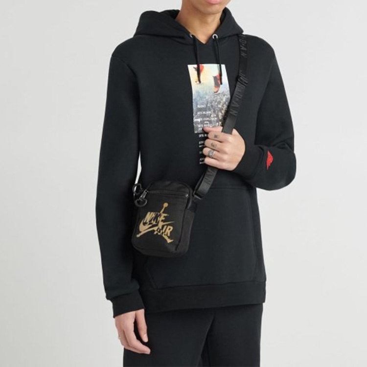 Комплект сумок унисекс Jordan 9A0314-429 черный с золотым логотипом