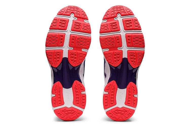 Кроссовки женские ASICS Gel Netburner Academy 9 белые, 39.5 EU