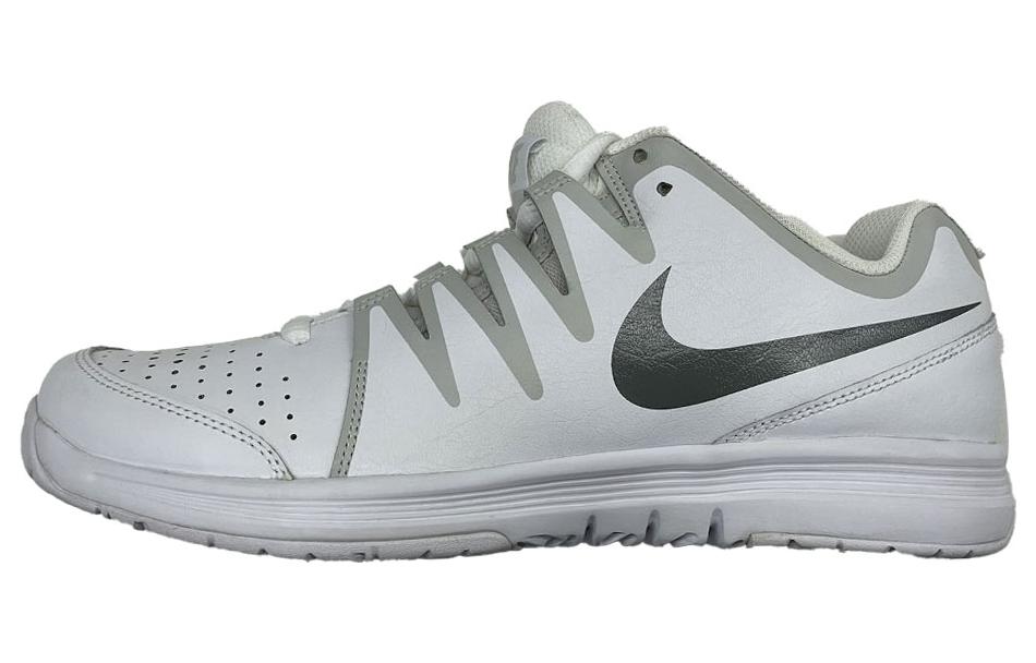Кроссовки мужские Nike Vapor Court белые, 45 EU