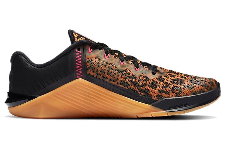 Кроссовки женские Nike Metcon 6 cheetah, 36.5 EU