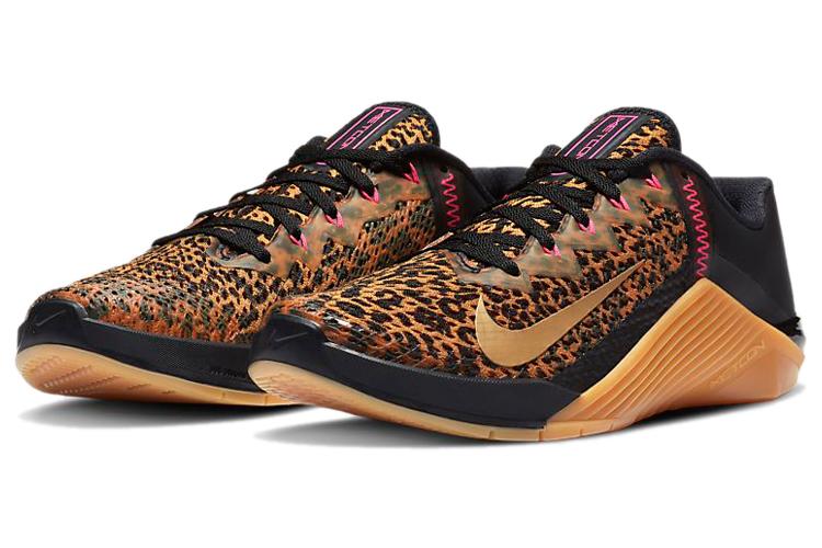 Кроссовки женские Nike Metcon 6 cheetah, 36.5 EU