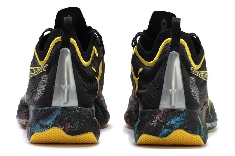 Беговые кроссовки мужские PUMA Fast R Nitro Elite черные, 39 EU