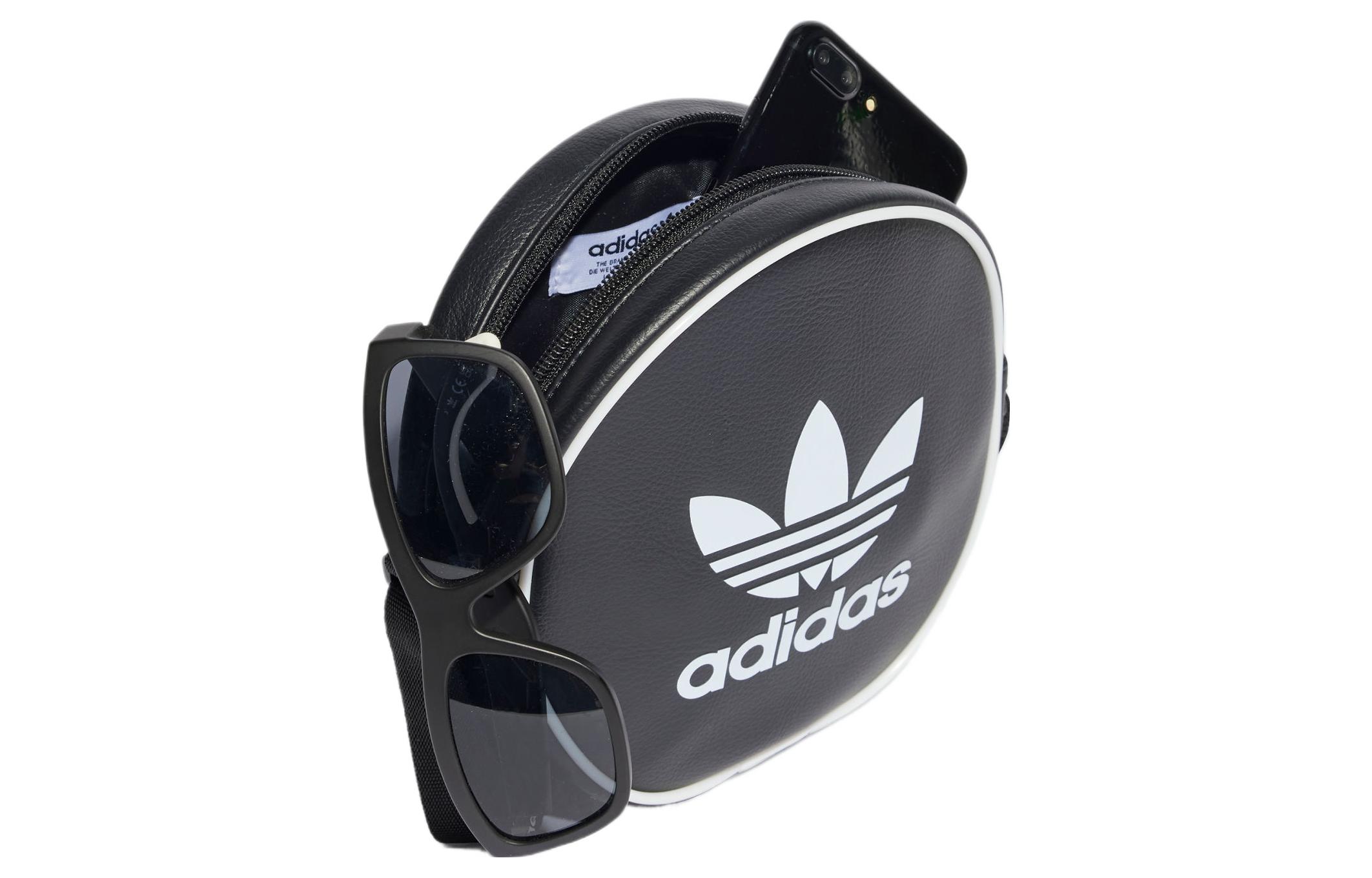 Сумка Adidas Adicolor Classic Round Bag IT7592 черная