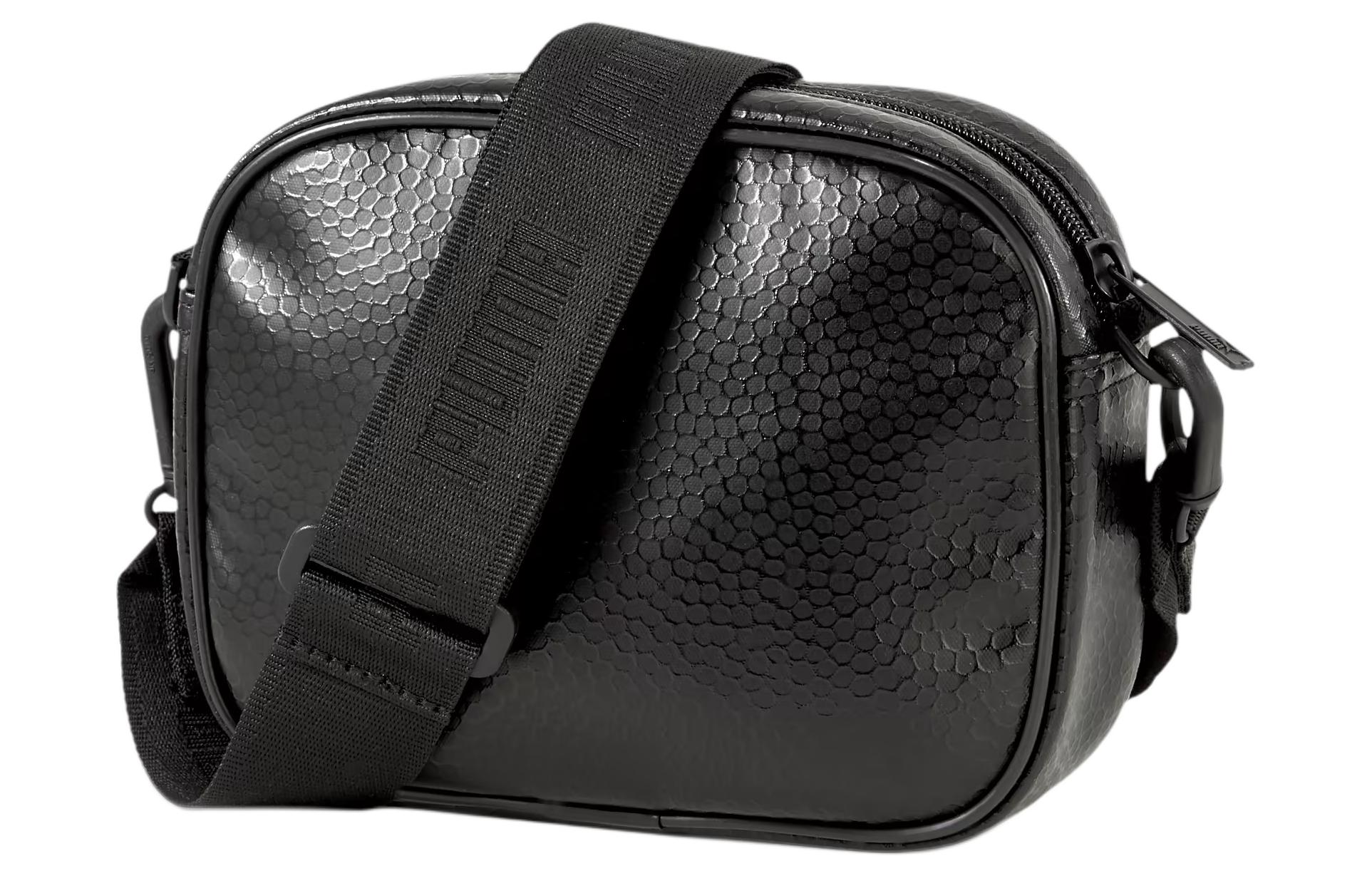 Кроссбоди-сумка унисекс PUMA 078306-01 черная с золотистым логотипом