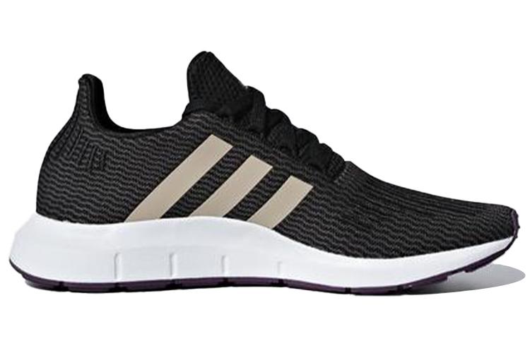 Кроссовки женские Adidas Swift Run, ash pearl s18, 36 EU