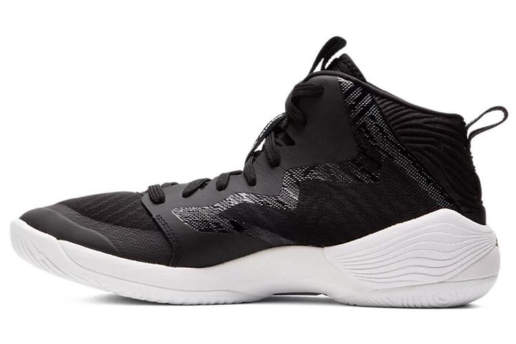 Кроссовки мужские ASICS Nova Surge черные, 46 EU