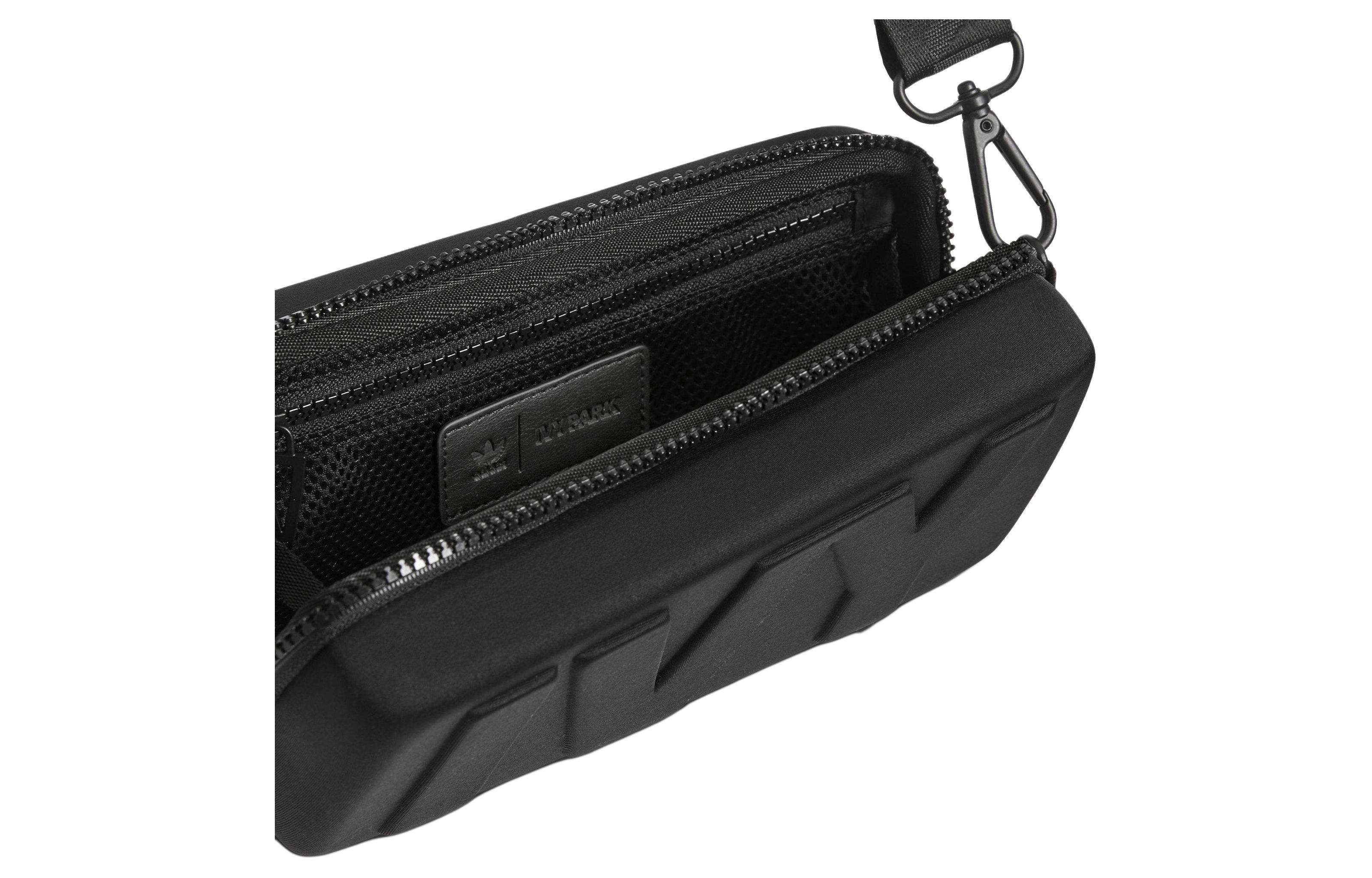 Комплект сумок Adidas Ivy Park 3D черная