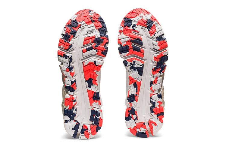 Кроссовки женские ASICS GEL-Quantum 180 белые-beige, 39.5 EU